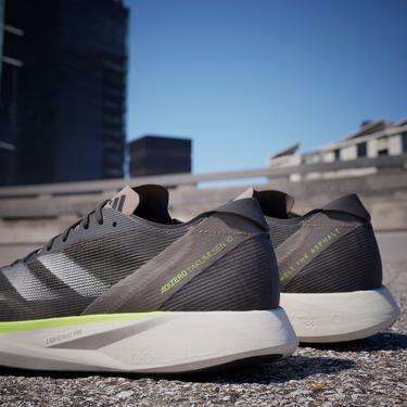  adidas Adizero Takumi 10 Erkek Siyah Koşu Ayakkabısı