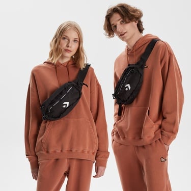  Converse Sling Unisex Siyah Bel Çantası