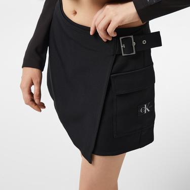 Calvin Klein Jeans Casual Utility Kadın Siyah Şort