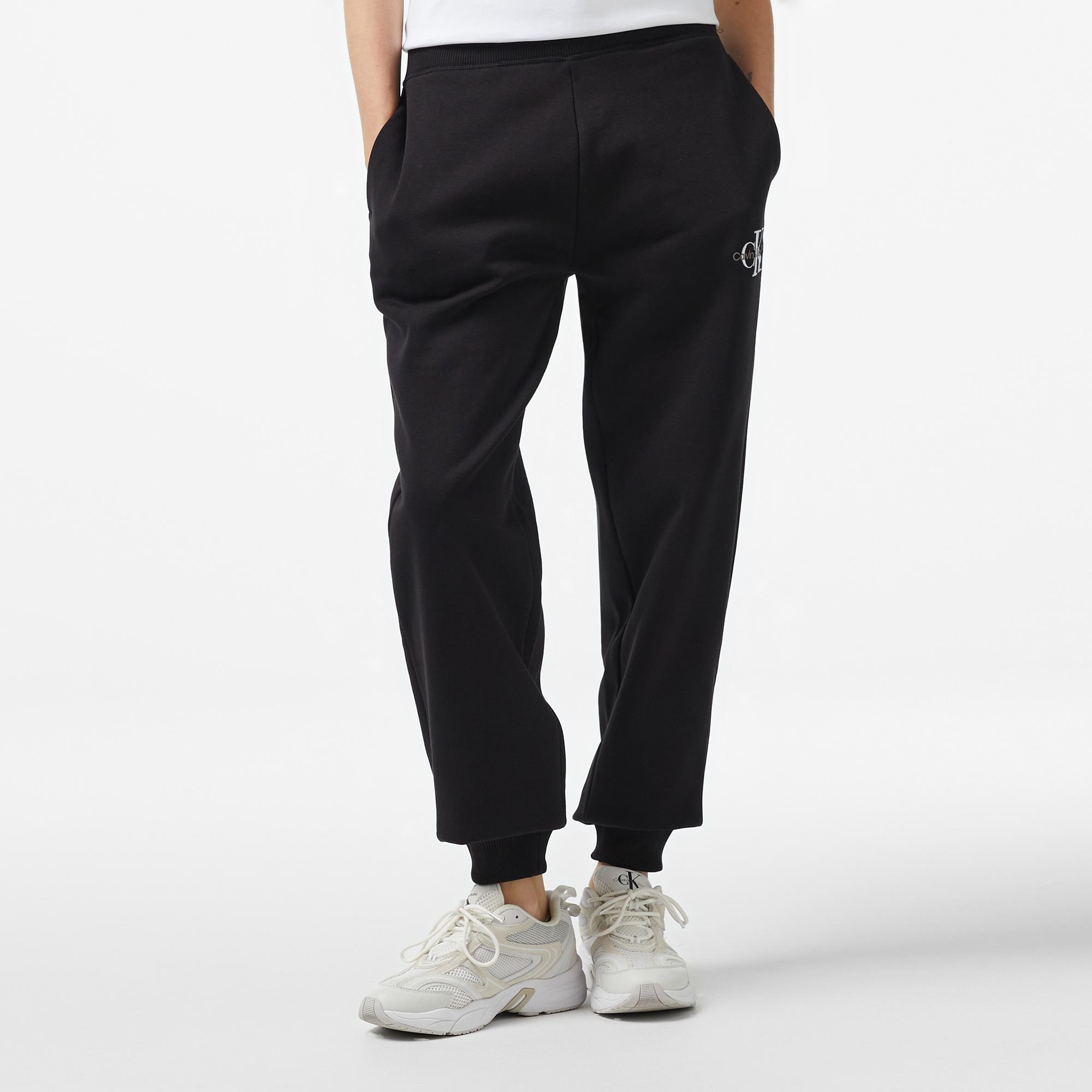 Calvin Klein Jeans Monologo Cuffed Kadın Siyah Eşofman Altı