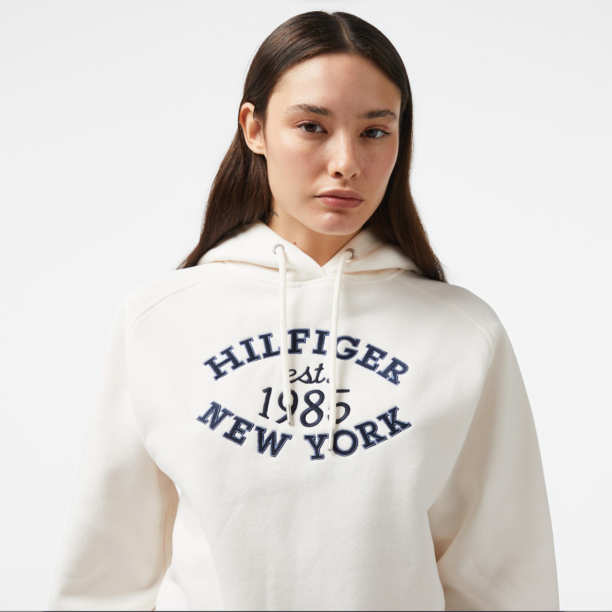 Tommy Hilfiger Varsity Kadın Beyaz Hoodie