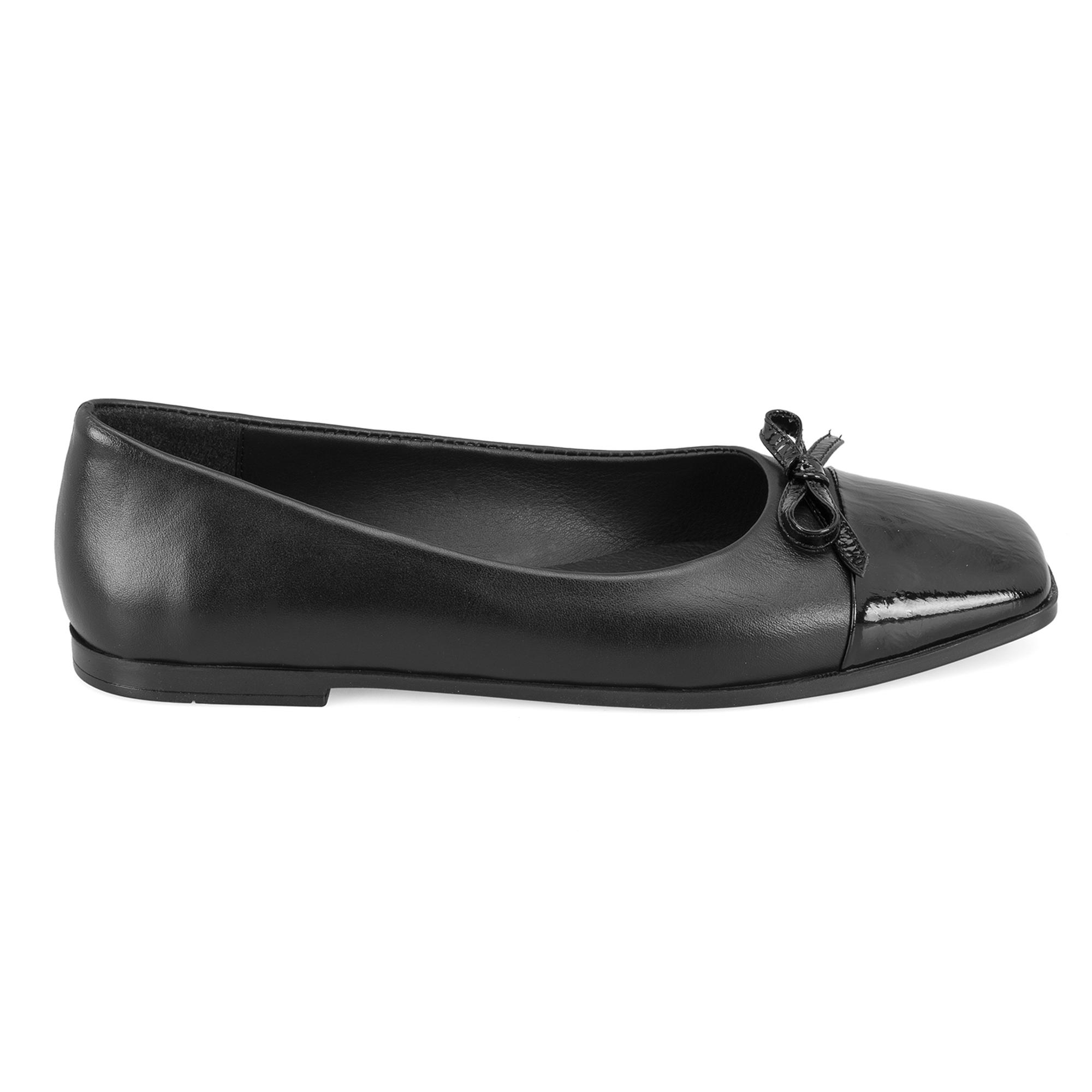 Kadın Siyah Deri Babet