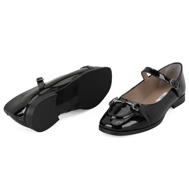  Kadın Siyah Zincir Detaylı Mary Jane Rugan Deri Babet