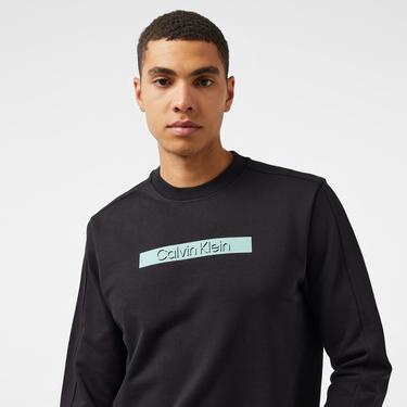  Calvin Klein Cut Out Shadow Logo Erkek Siyah Sweatshirt