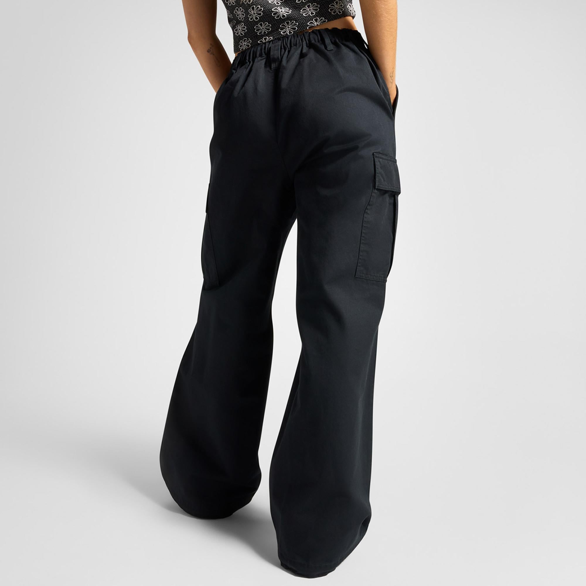 Converse Cargo Kadın Siyah Pantolon