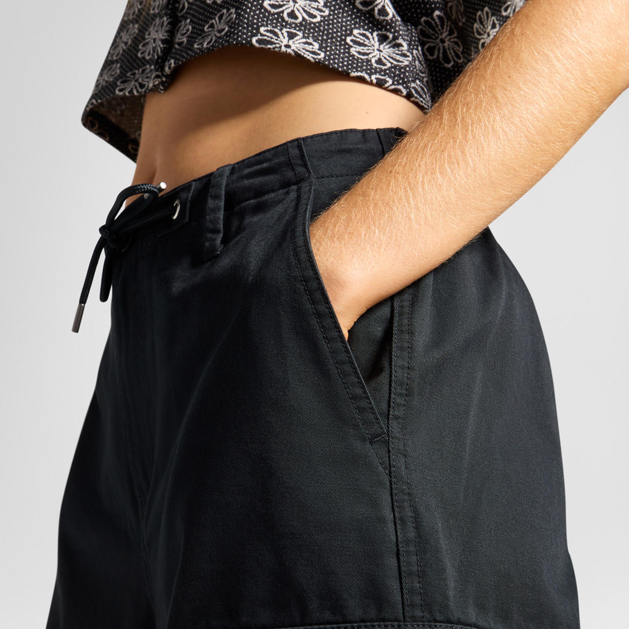 Converse Cargo Kadın Siyah Pantolon