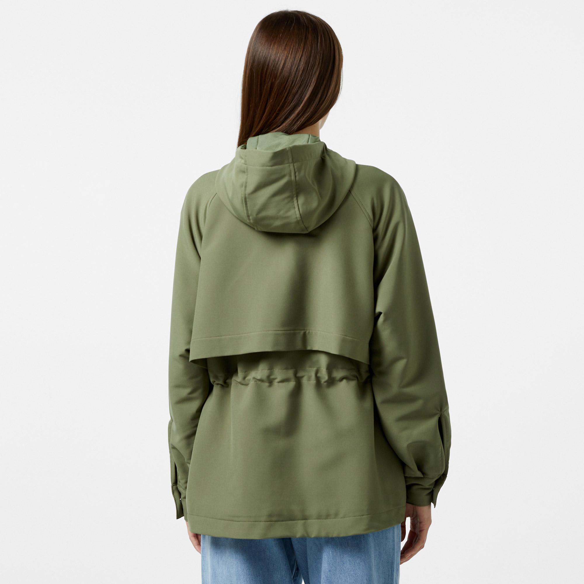 Kadın Relaxed Fit Kapüşonlu Yeşil Yağmurluk