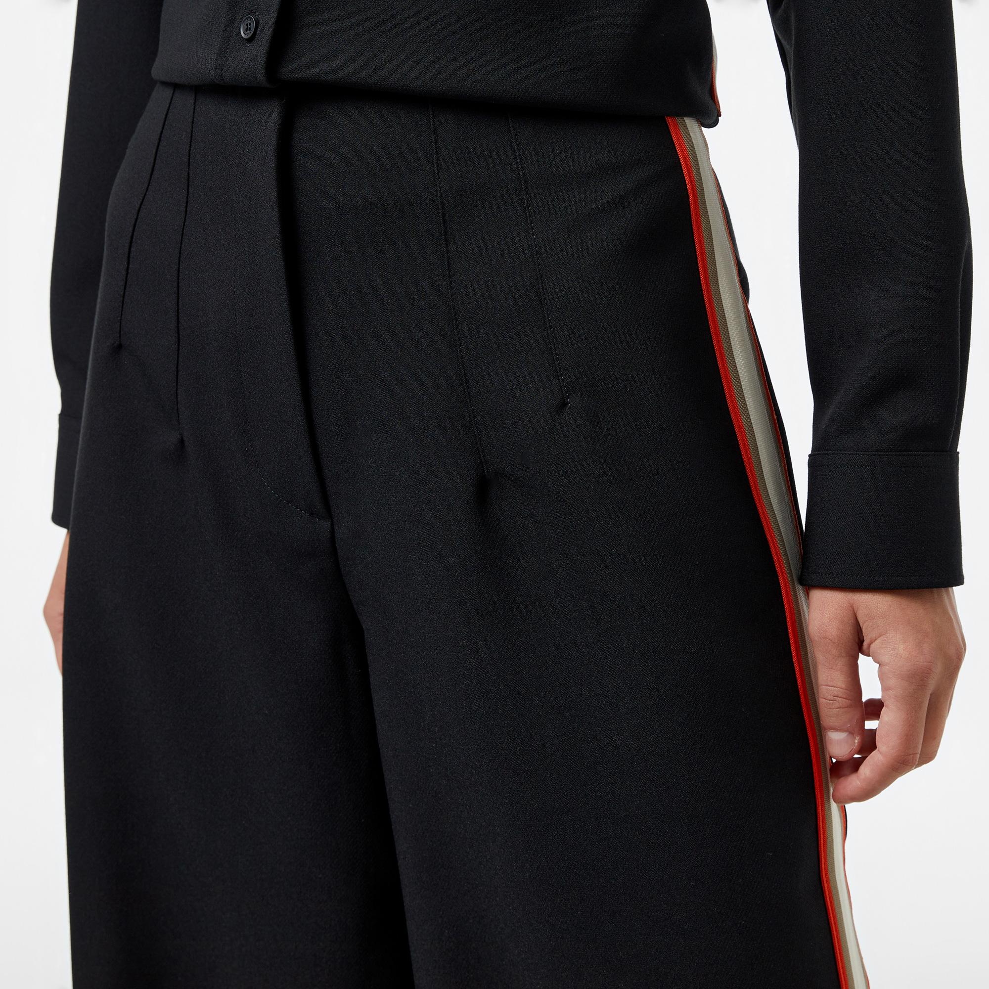 Kadın Regular Fit Siyah Pantolon