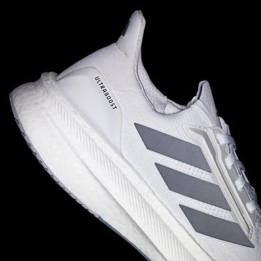  adidas Ultraboost 5x Kadın Beyaz Koşu Ayakkabısı
