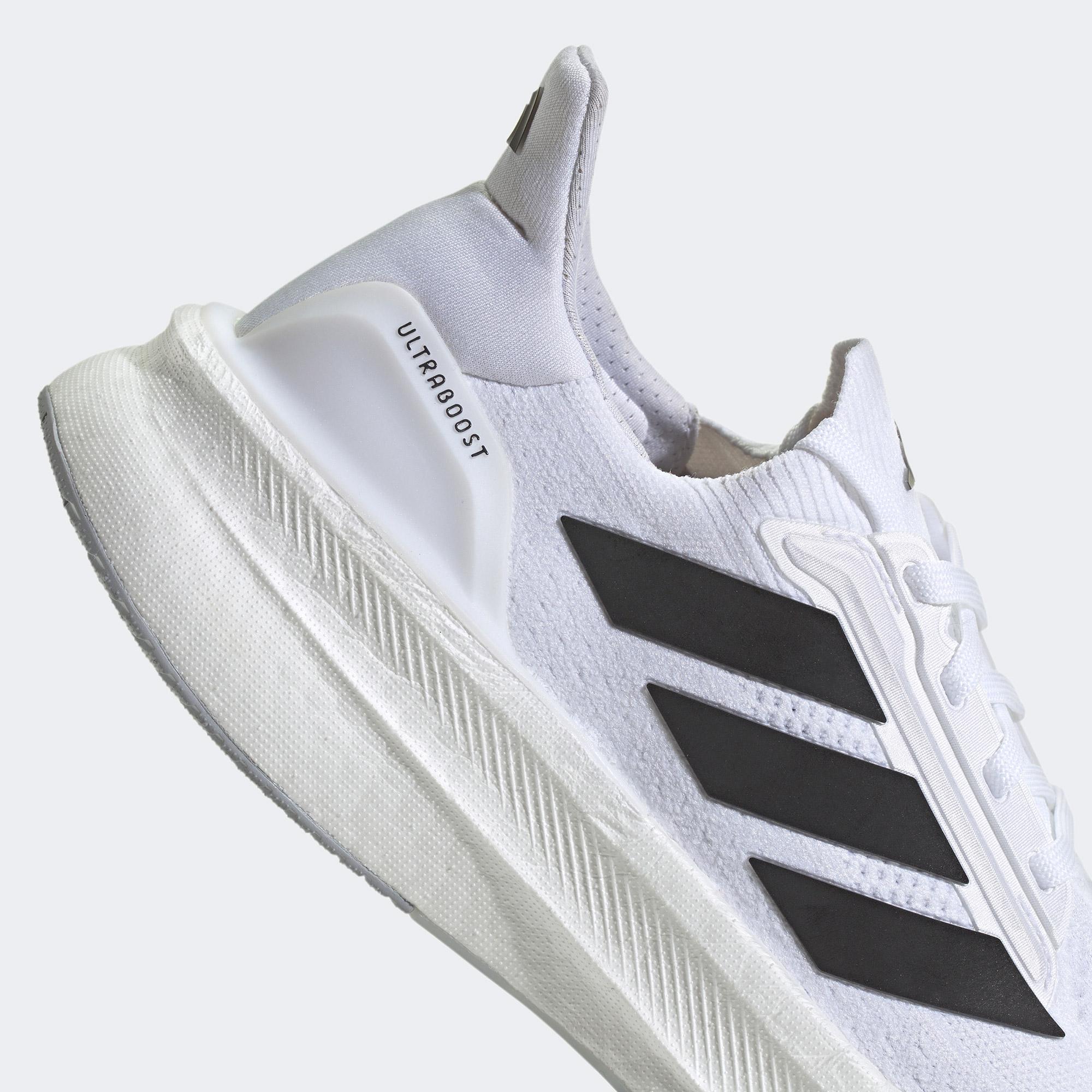 adidas Ultraboost 5x Kadın Beyaz Koşu Ayakkabısı