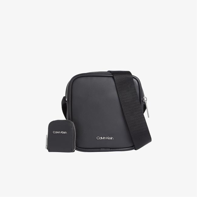  Calvin Klein Essential Erkek Siyah Çapraz Çanta