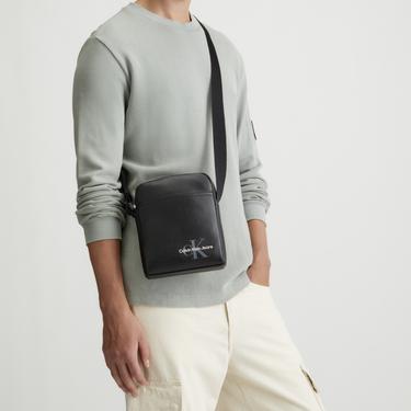  Calvin Klein Jeans Mono Logo Erkek Siyah Çapraz Çanta
