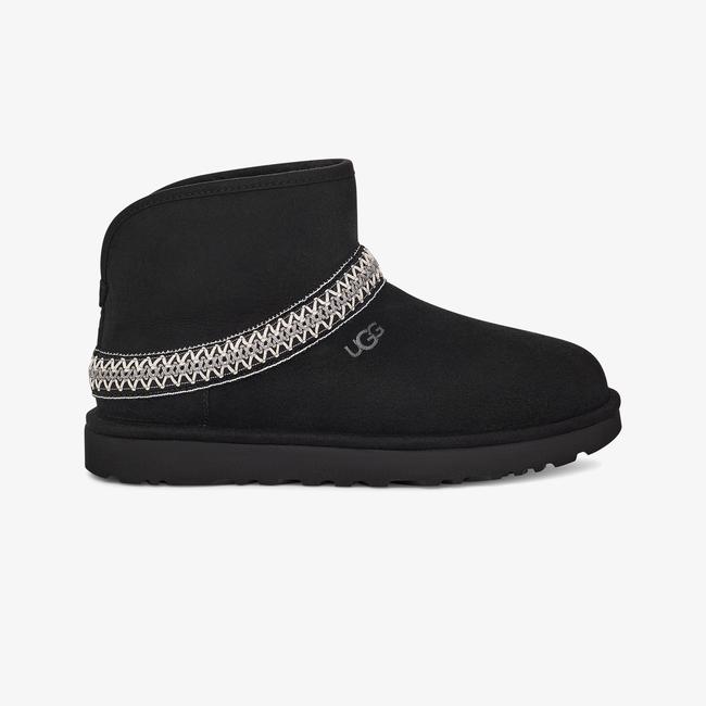  UGG Classic Mini Crescent Kadın Siyah Bot