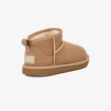 UGG Classic Ultra Mini Çocuk Krem Rengi Bot