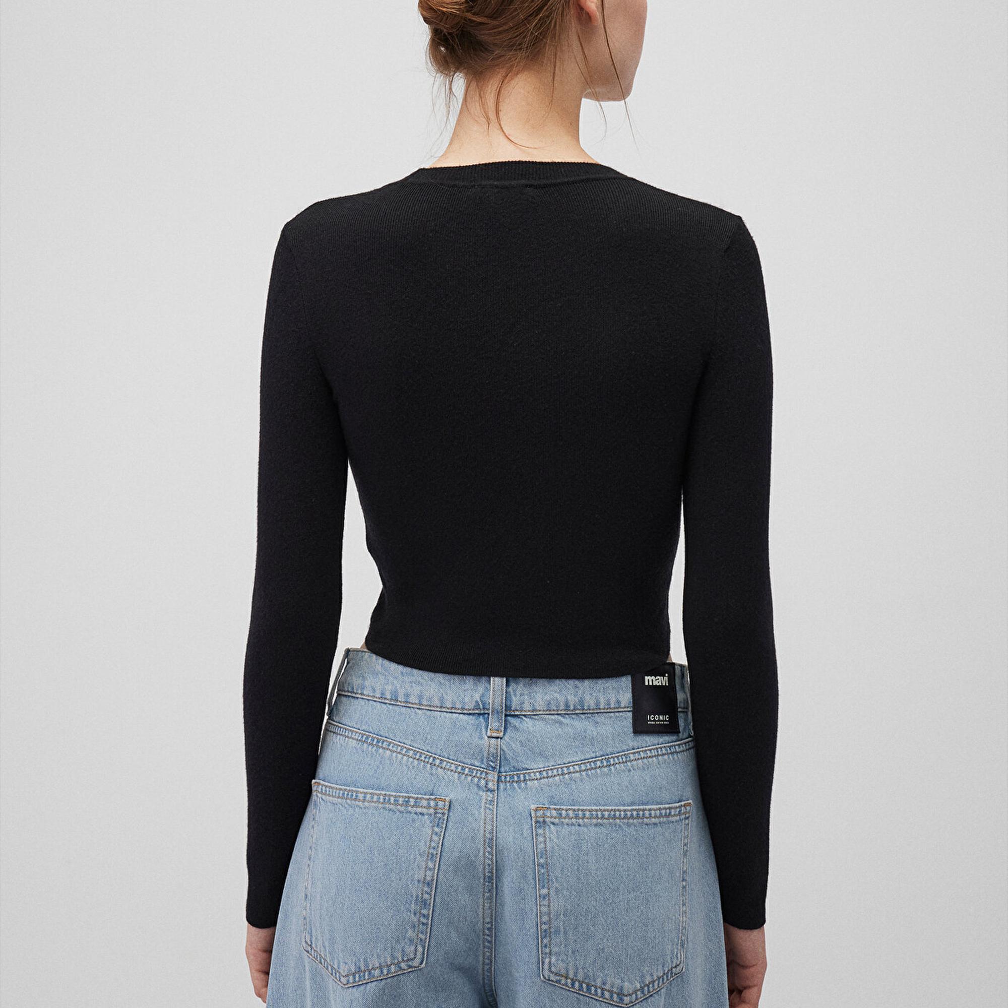 Mavi Bisiklet Yaka Siyah Crop Kazak Crop / Kısa Kesim 1710474-900