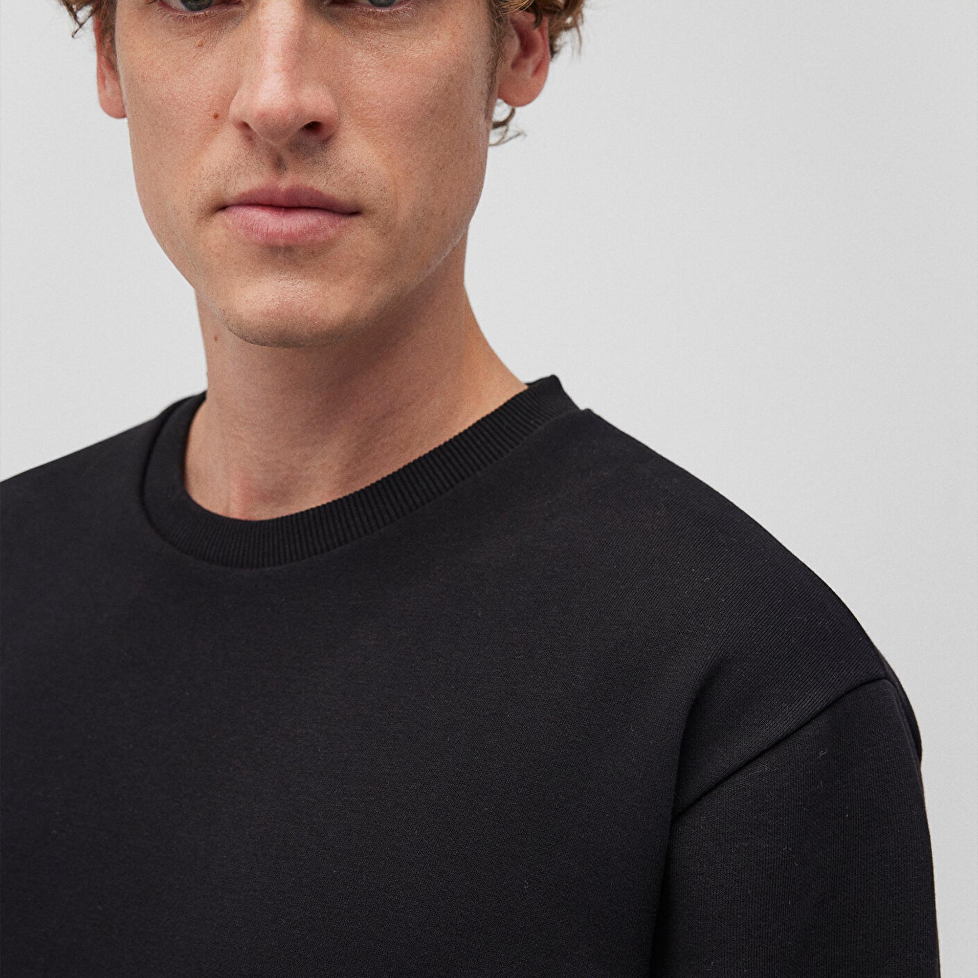 Mavi Bisiklet Yaka Siyah Basic Sweatshirt 0S10276-900