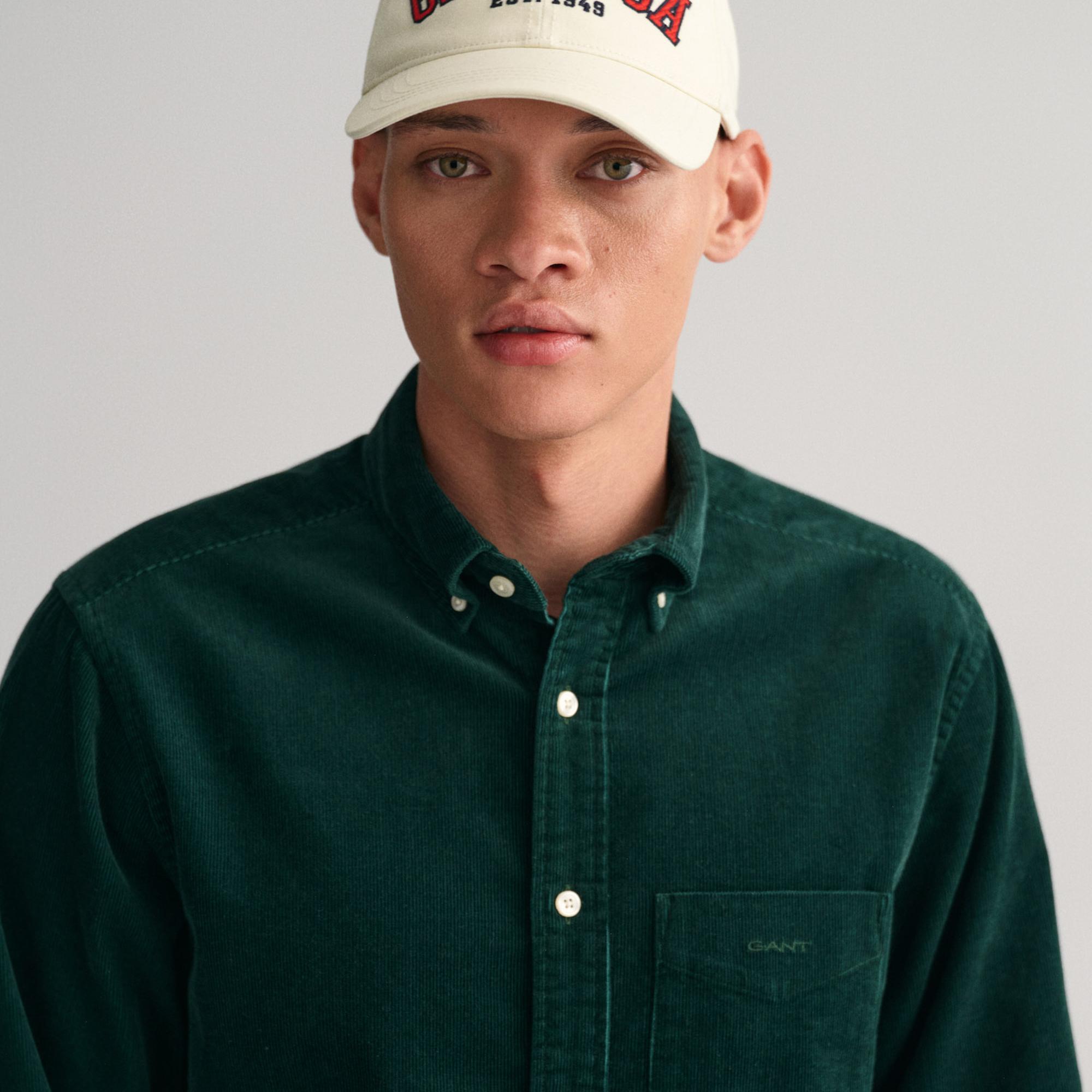GANT Erkek Yeşil Regular Fit Düğmeli Yaka Kadife Gömlek