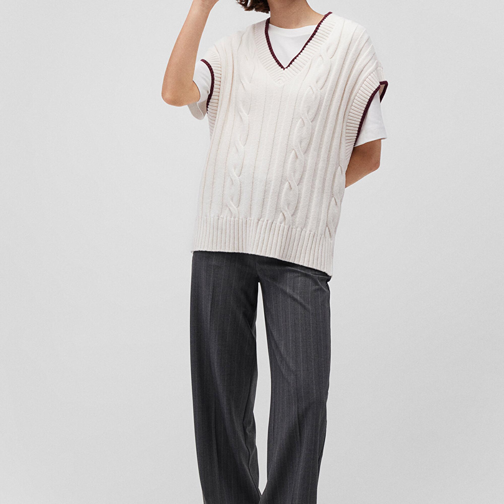 Mavi Çizgili Gri Pantolon 1010966-87977