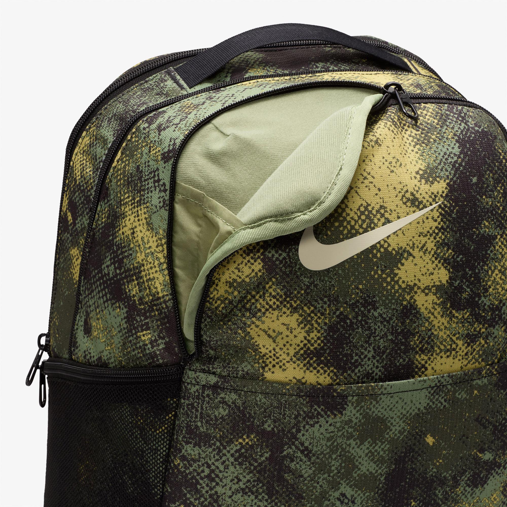 Nike Brasilia 9.5 Camo Unisex Yeşil Sırt Çantası