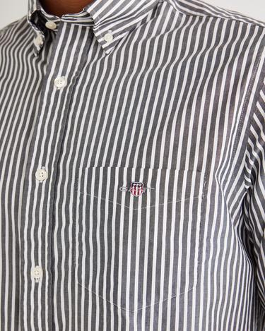  GANT Erkek Siyah Regular Fit Düğmeli Yaka Çizgili Poplin Gömlek