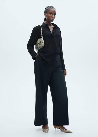  Mango Kadın Gizli Düğmeli Plumeti Gömlek Siyah