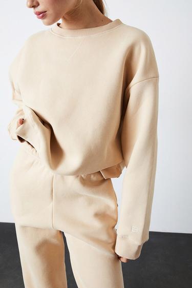  Basic Oversize Sweatshirt