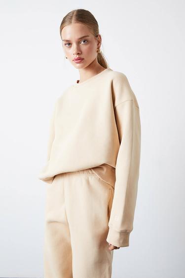  Basic Oversize Sweatshirt