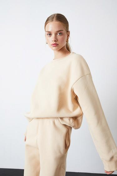  Basic Oversize Sweatshirt