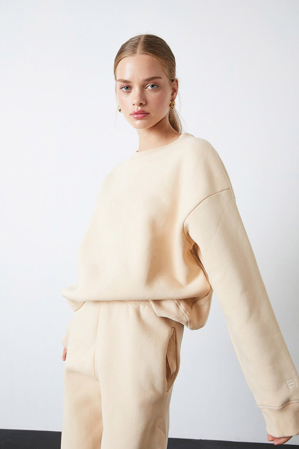 Basic Oversize Sweatshirt
