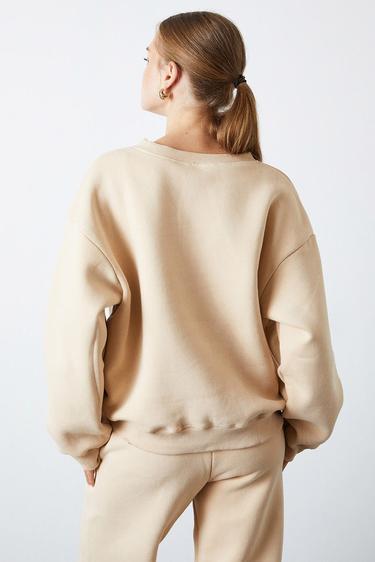  Basic Oversize Sweatshirt