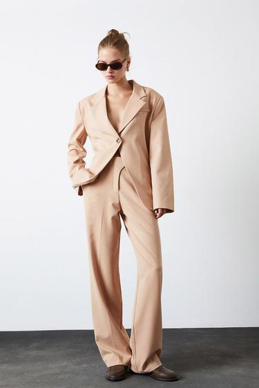  Bel Detaylı Pantolon