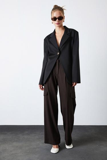  Tek Düğmeli V Kesim Ceket