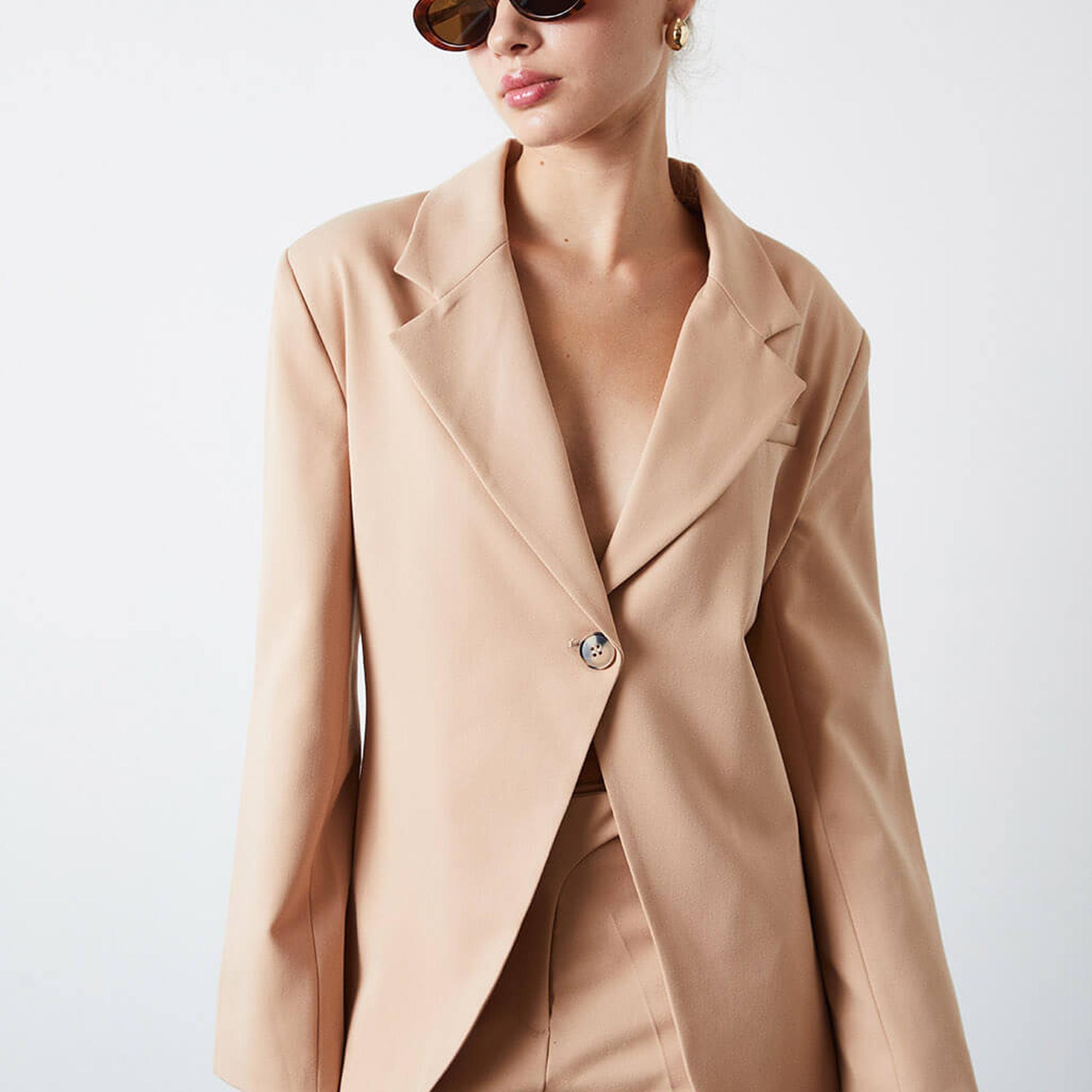 Tek Düğmeli V Kesim Ceket