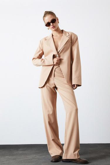  Tek Düğmeli V Kesim Ceket