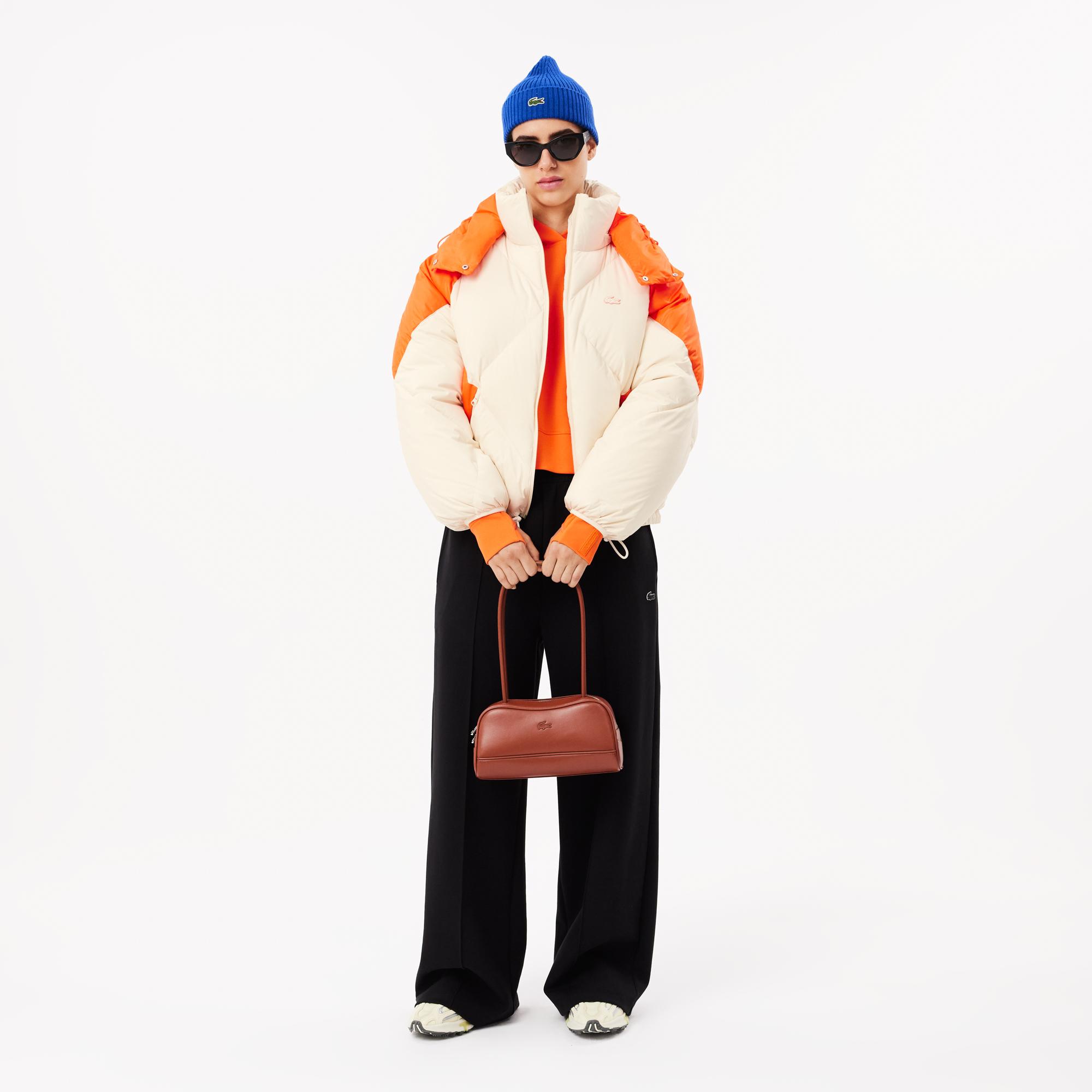 Kadın Oversize Fit Kapüşonlu Renk Bloklu Krem Şişme Mont