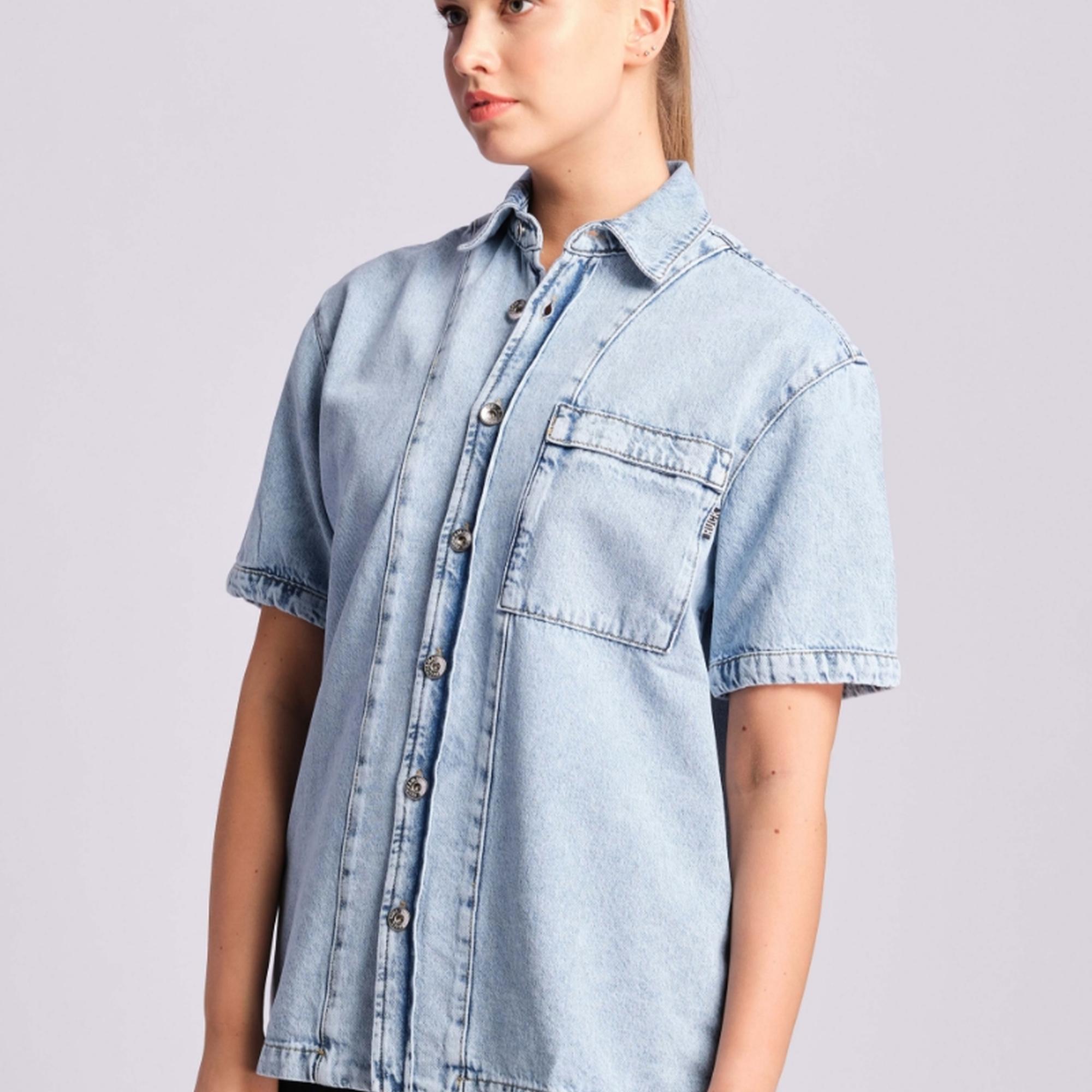 Açık Mavi Kadın Gömlek