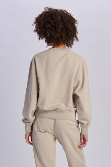  Krem Kadın Sweatshirt