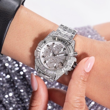  Guess GUGW0812L1 Kadın Kol Saati