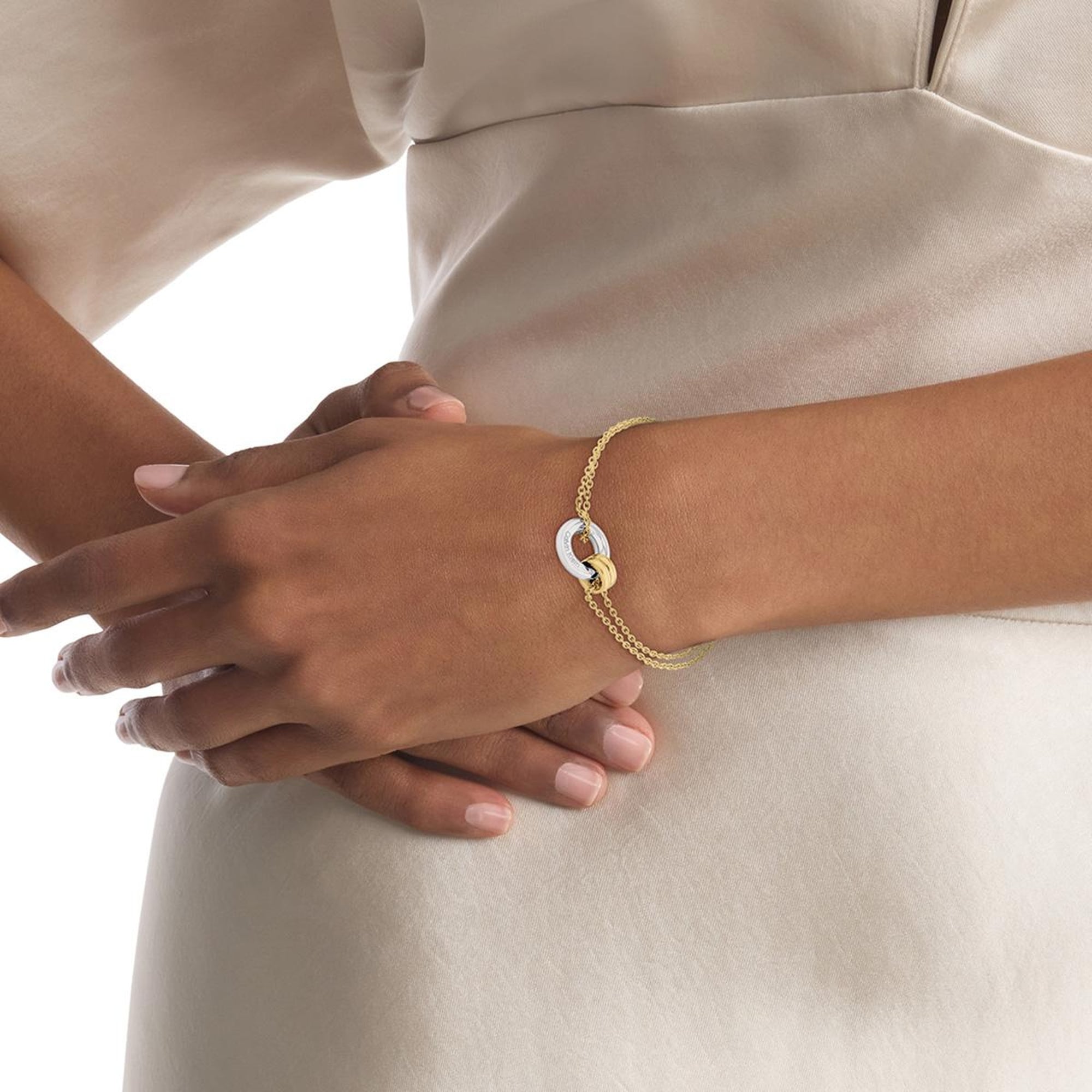 Calvin Klein CKJ35000632 Kadın Bileklik