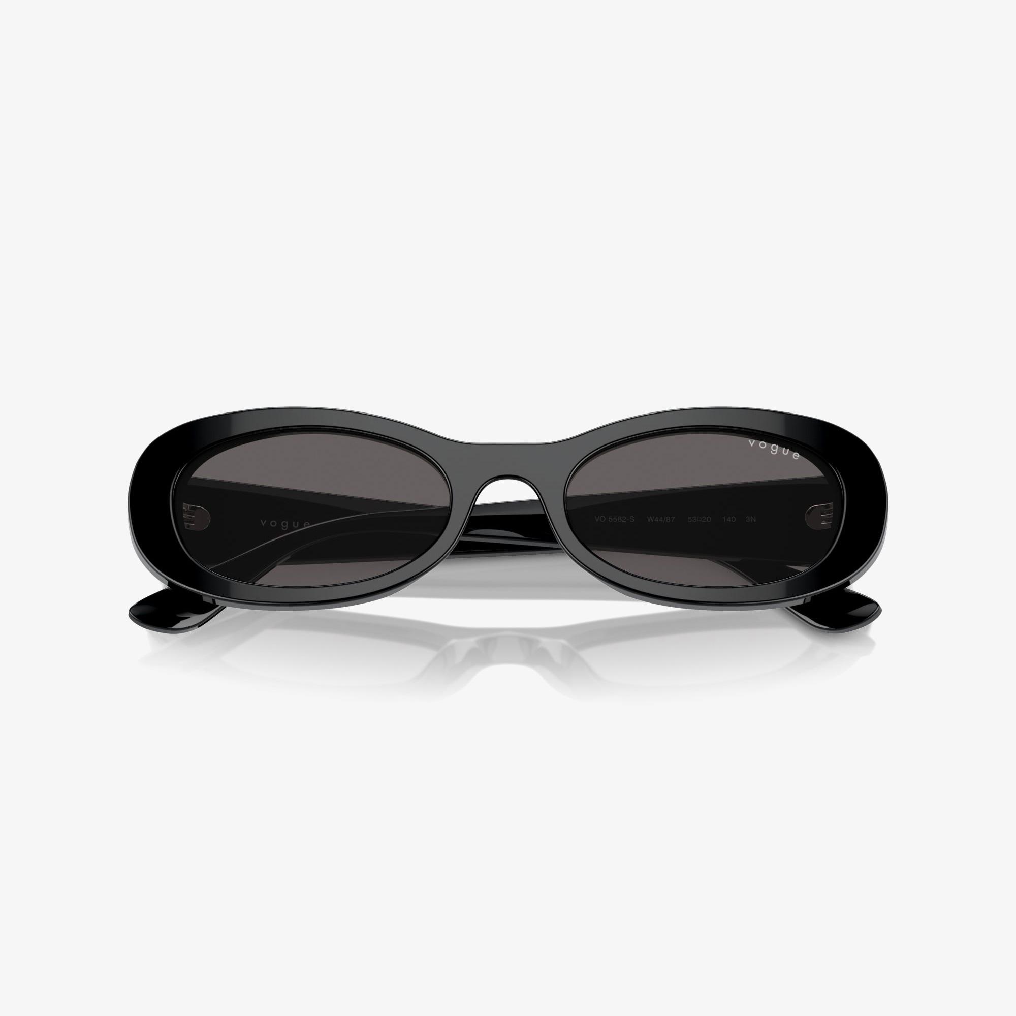 VOGUE Vo5582S Kadın Siyah Güneş Gözlüğü