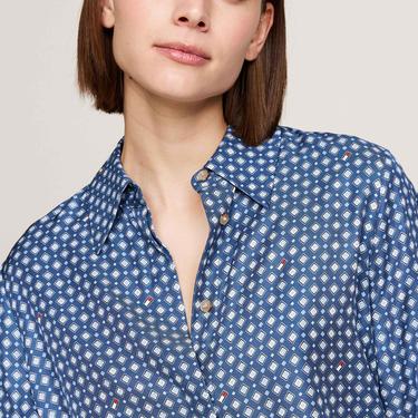  Tommy Hilfiger Kadın Mavi Gömlek