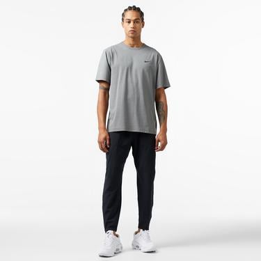 Nike Dri-Fit Hyverse Erkek Gri T-Shirt