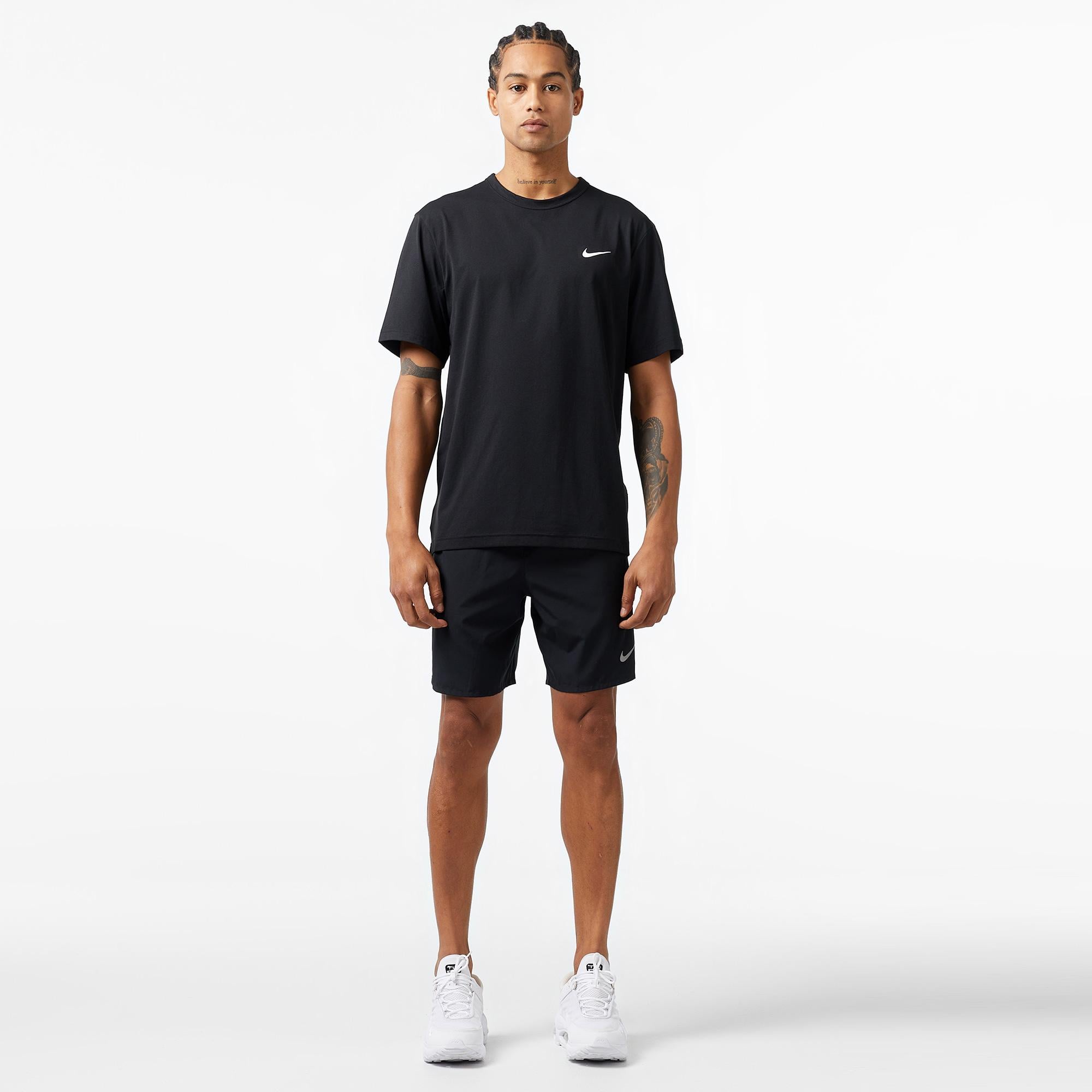 Nike Dri-Fit Hyverse Erkek Siyah T-Shirt