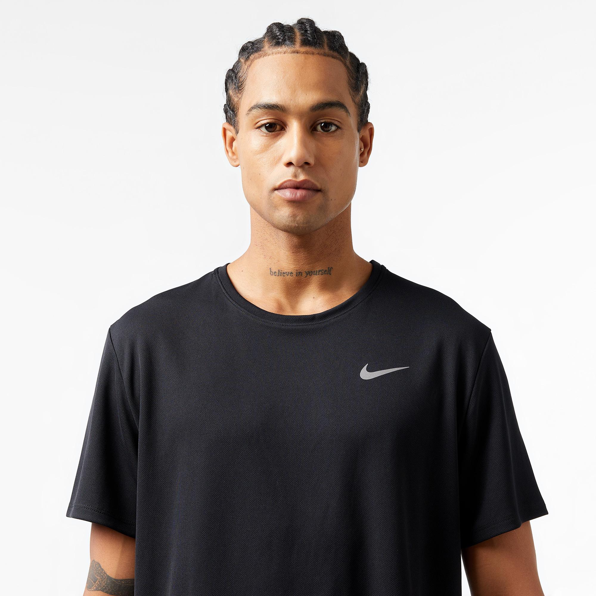 Nike Dri-Fit Miler Erkek Siyah T-Shirt