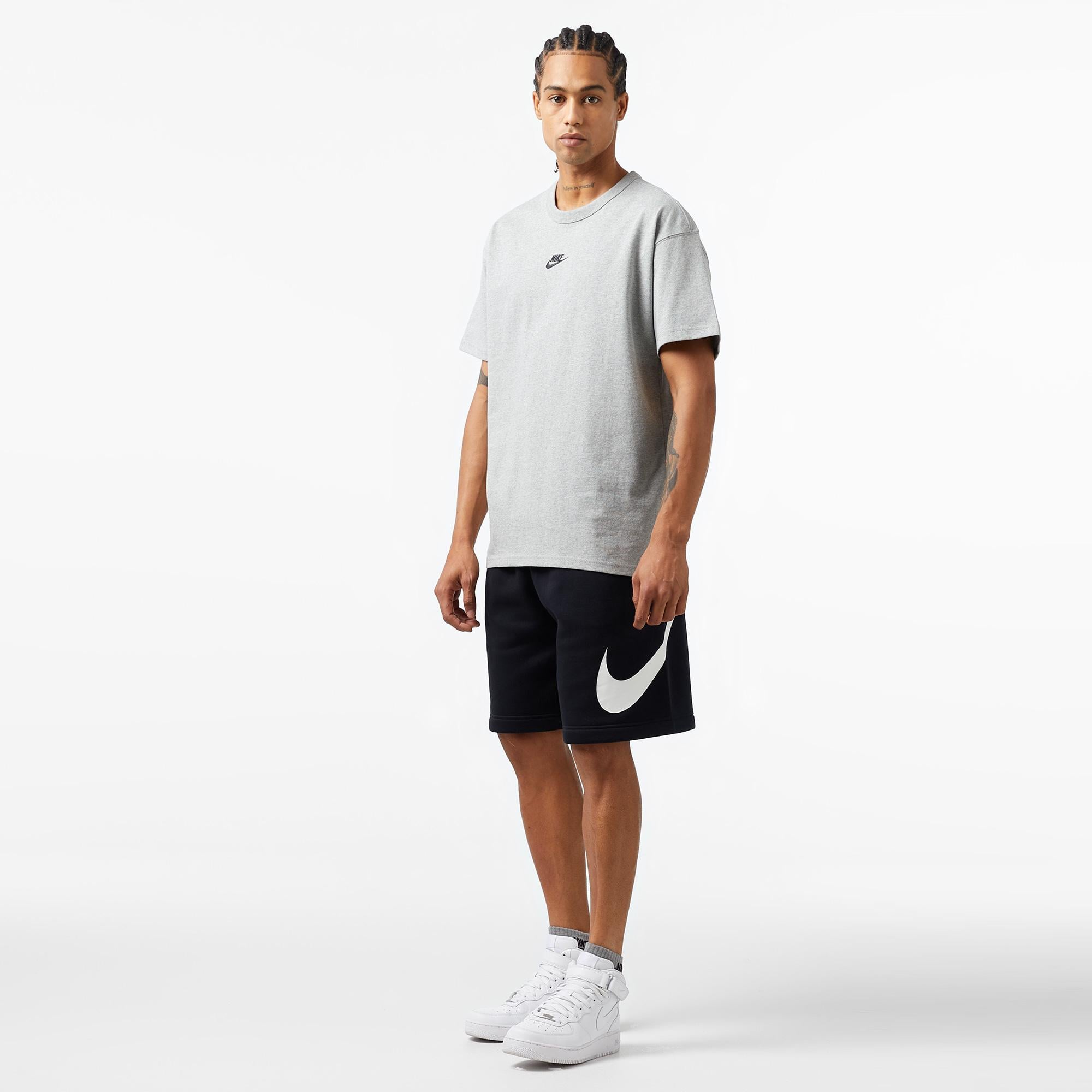 Nike Sportswear Premium Essential Sustainable Erkek Gri T-Shirt