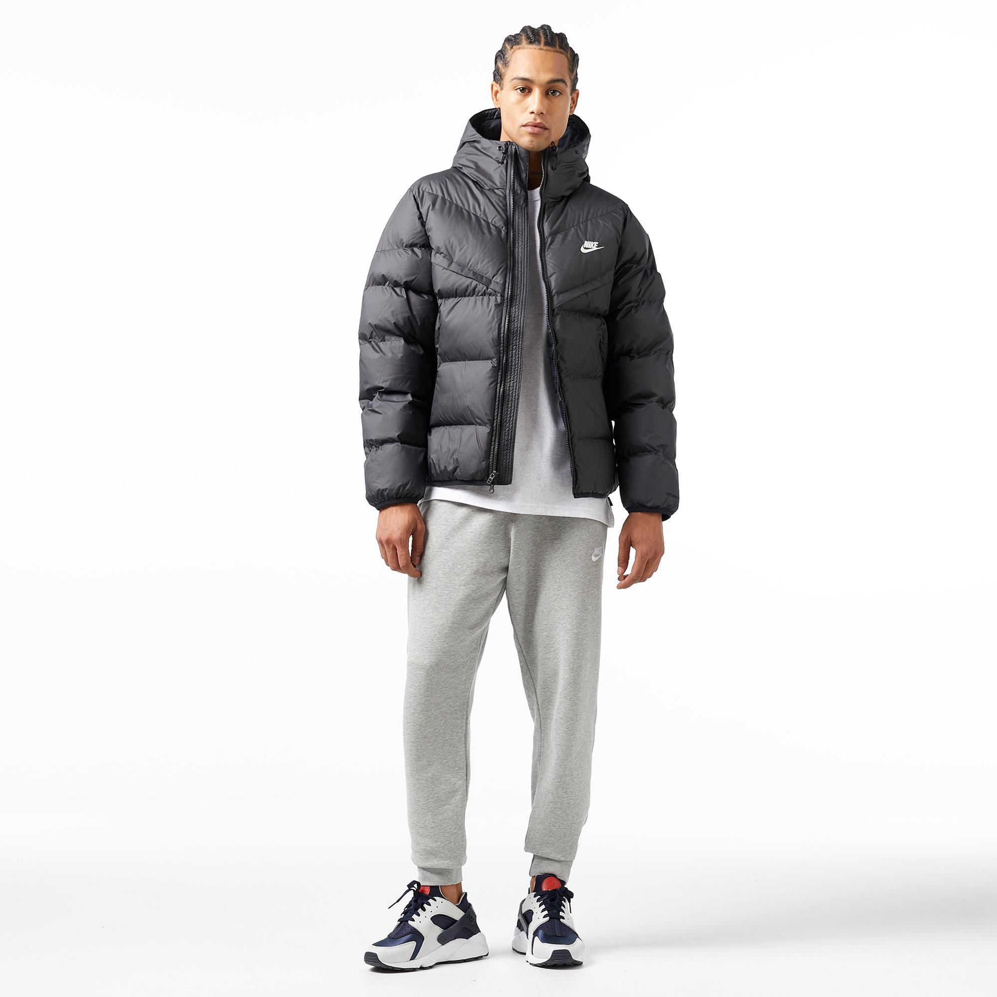 Nike Storm Fit Windrunner Hooded Erkek Siyah Mont