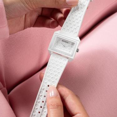  Guess GUGW0677L1 Kadın Kol Saati