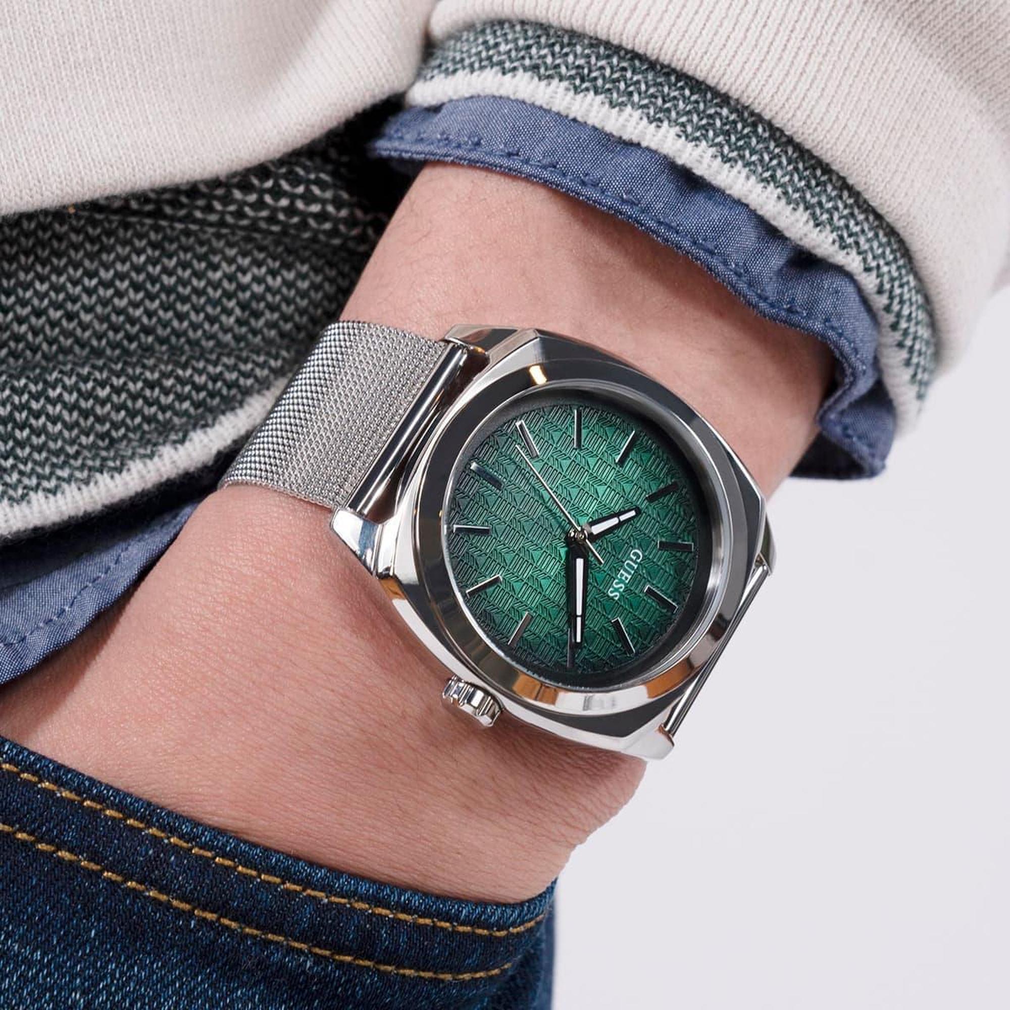 Guess GUGW0794G1 Erkek Kol Saati