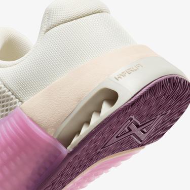 Nike Metcon 9 Kadın Bej Antrenman Ayakkabısı