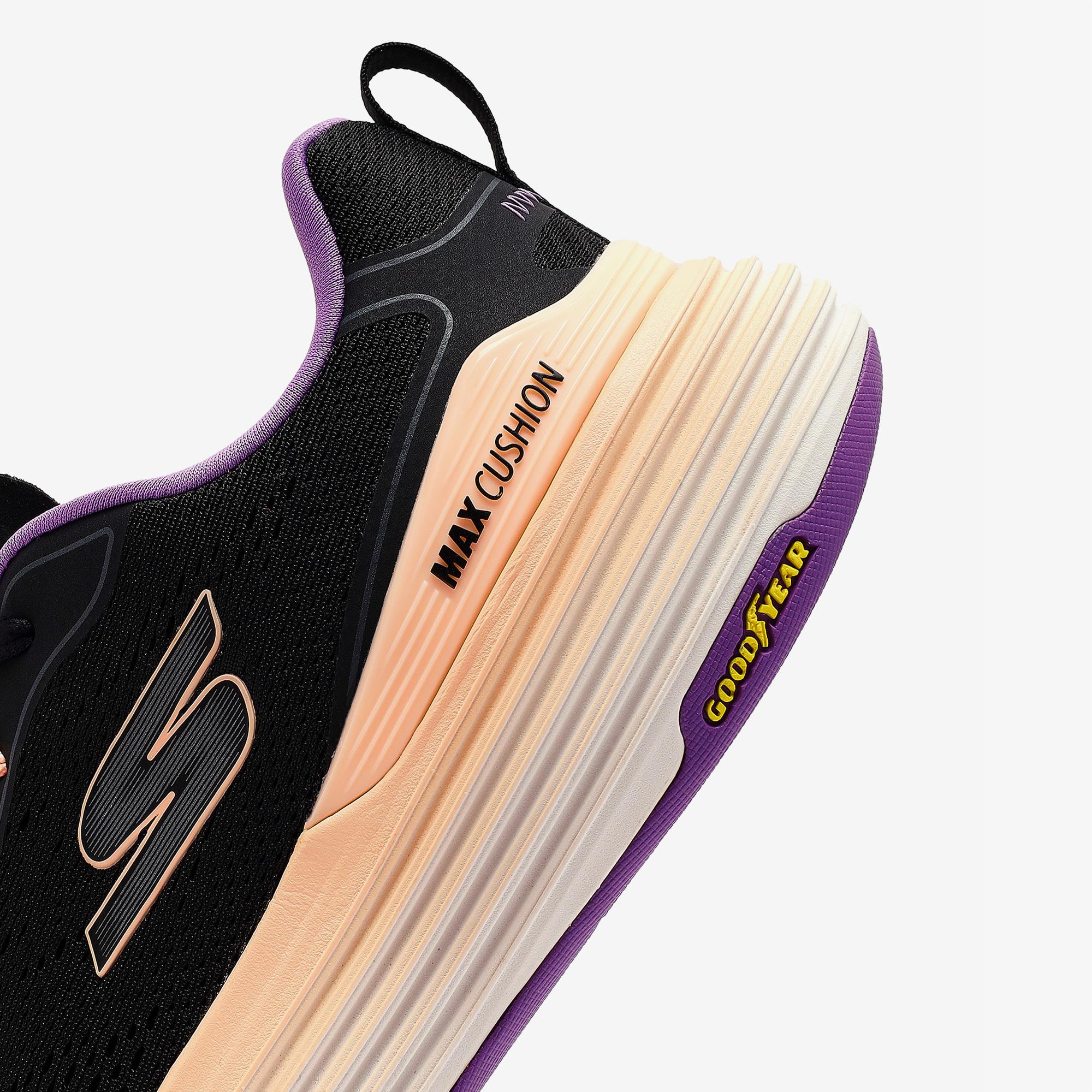 Skechers Max Cushioning Suspension High Road Kadın Siyah Koşu Ayakkabısı